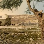 גדול זכות המשתטח על קבר איש צדיק...